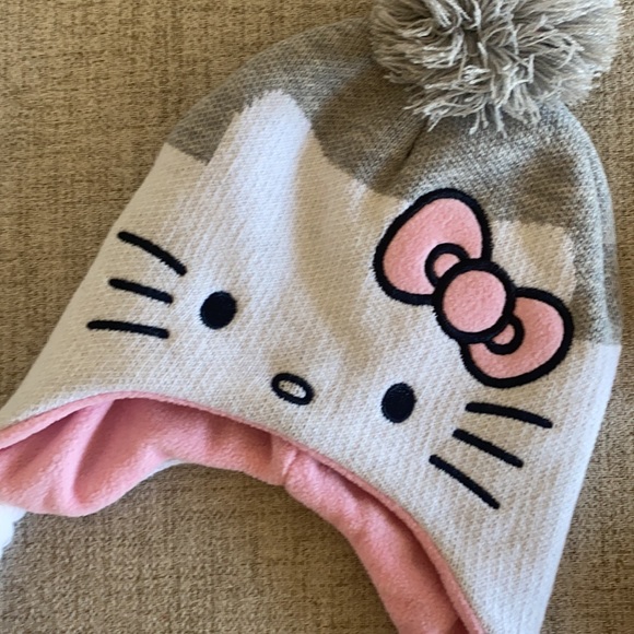 🪞 hello kitty fleece lined pink beanie glove Sanrio set - Picture 4 of 14